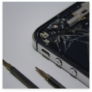 rozbity telefon
